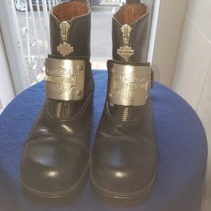 SOLD!!!!Authentic Women Harley Davidson H 3022